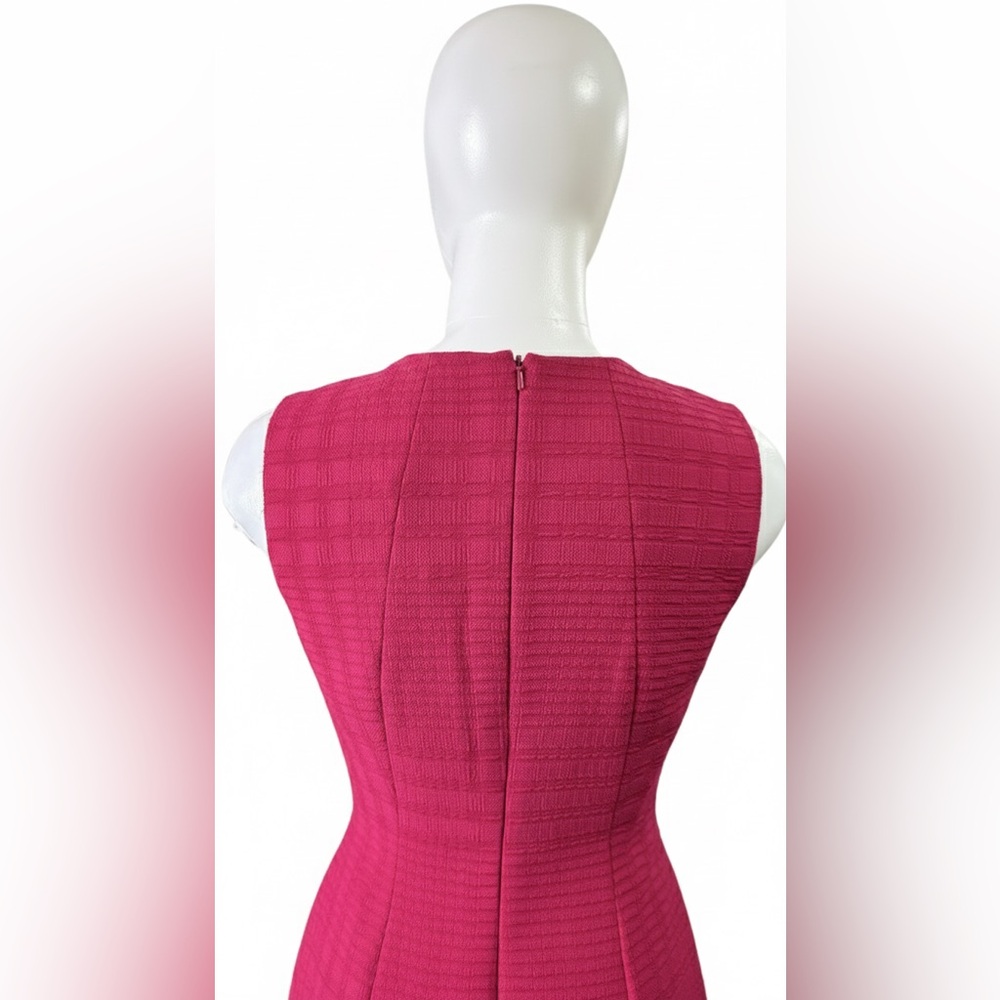 Karen Millen Structured Textured Pink Dress | Tailored Fit | Size US 6 - Picture 6 of 11